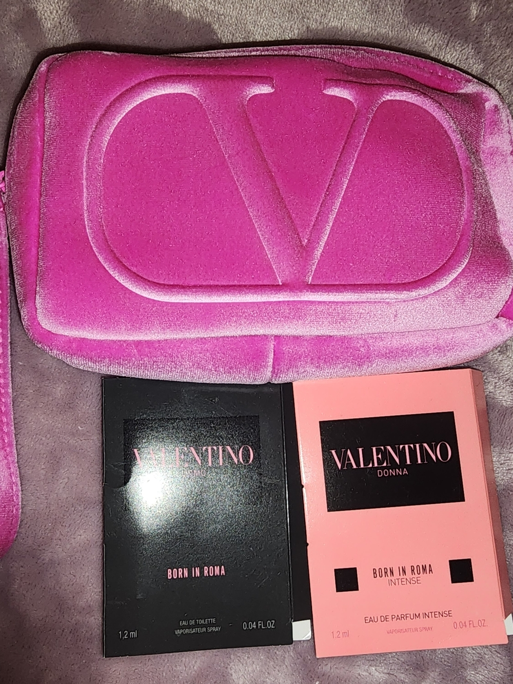 NEW $30 Valentino Hot Pink Velvet Logo Pouch With 2 Sample Size Fragrances